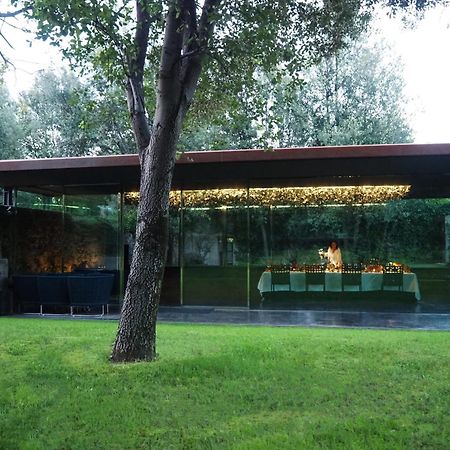 Les Cols Pavellons Pension Olot Buitenkant foto